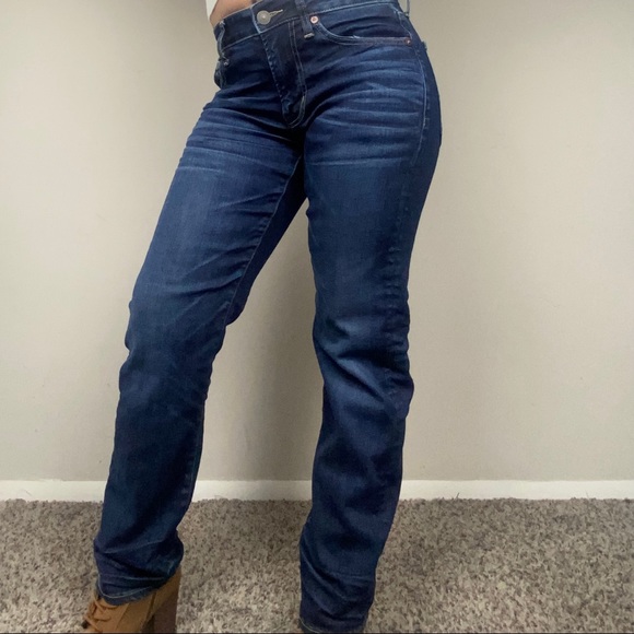 American Eagle Outfitters Denim - American Eagle Stretch Straight Leg Jeans size 28